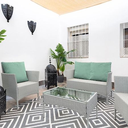 Triana Pureza Suite Con Patio Privado Sevilla Eksteriør bilde